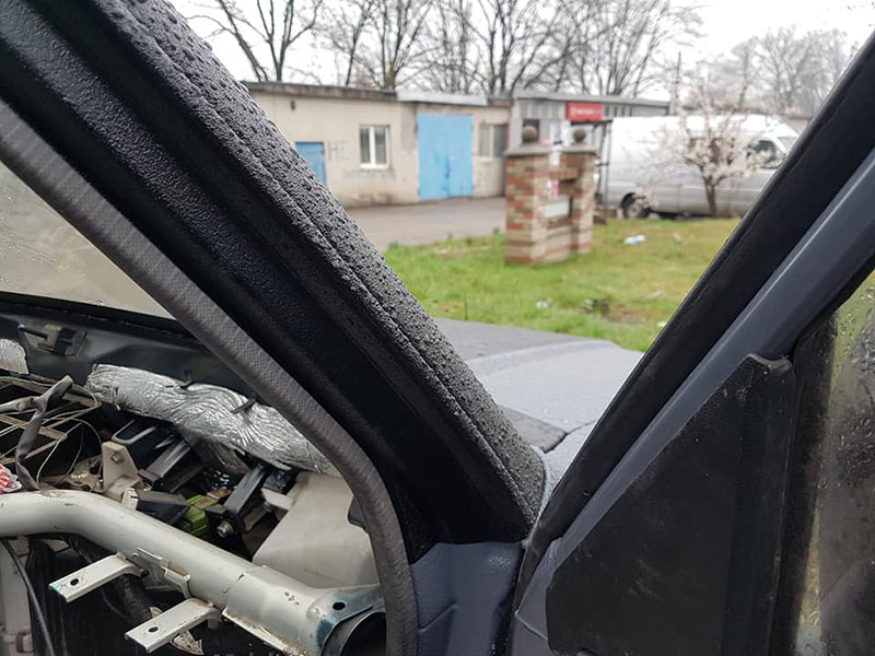 Восстановление кузова Mitsubishi Pajaro Wagon 2 с использованием защитного покрытия Line-X