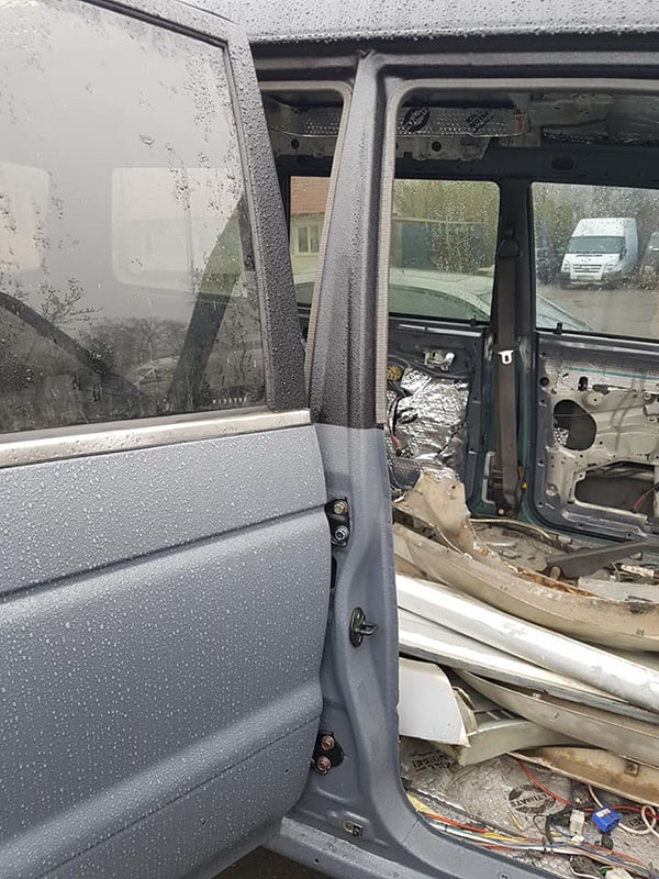 Восстановление кузова Mitsubishi Pajaro Wagon 2 с использованием защитного покрытия Line-X