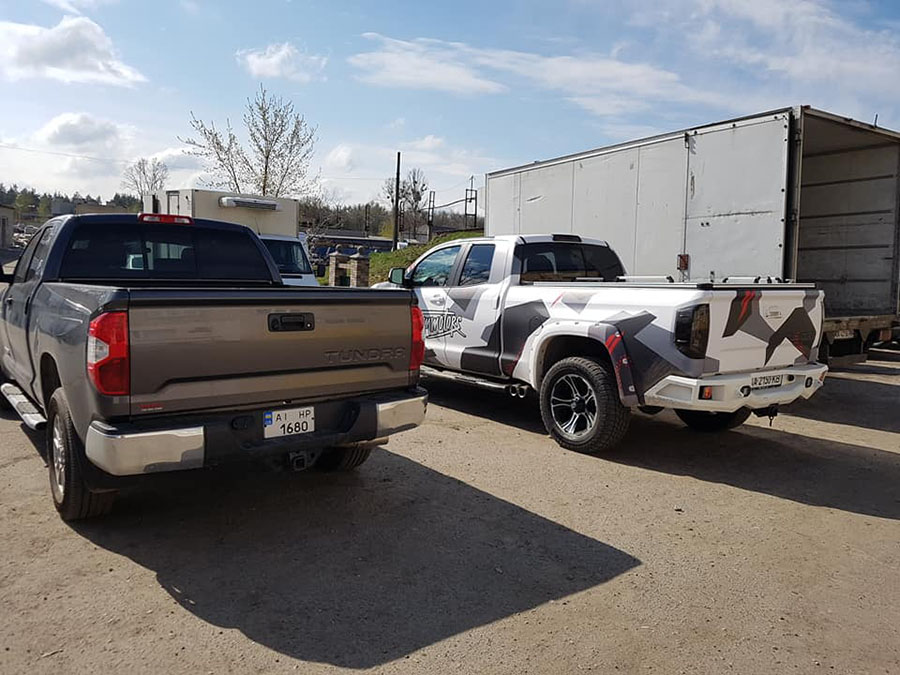 Во дворе боксов «Армлайн» прошлое Line-X встречается с настоящим и будущим