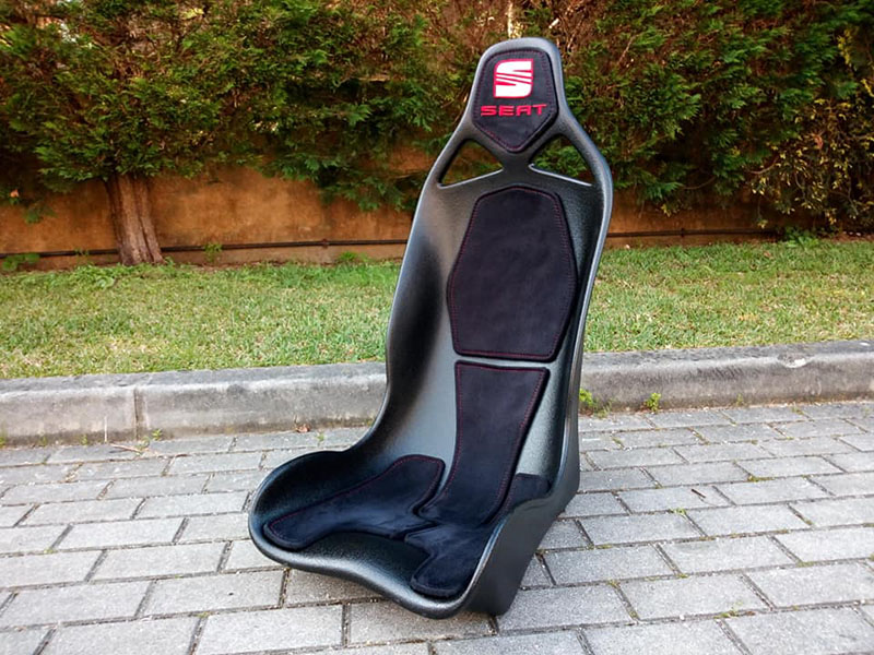 Спортивные сидения «ковши» в Line-X