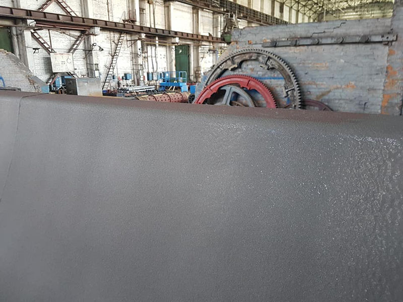 Защита ванн для горно-обогатительного комбината полимерным покрытием Line-X