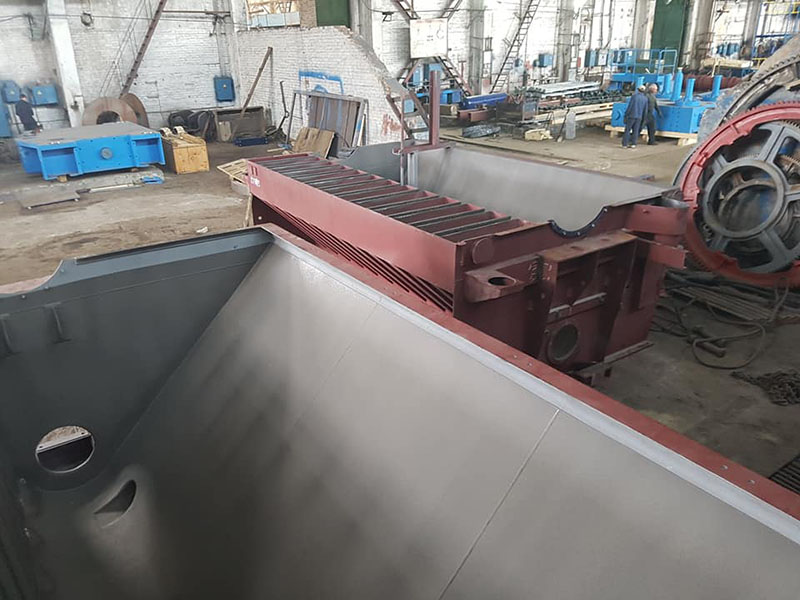 Защита ванн для горно-обогатительного комбината полимерным покрытием Line-X