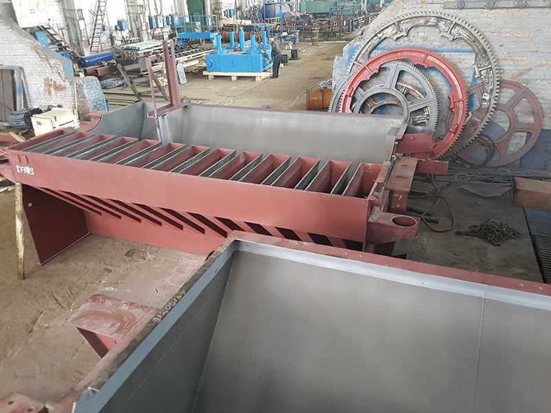 Защита ванн для горно-обогатительного комбината полимерным покрытием Line-X