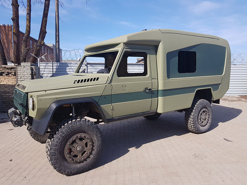 Реставрация внедорожника с будкой при помощи защитного покрытия Line-X