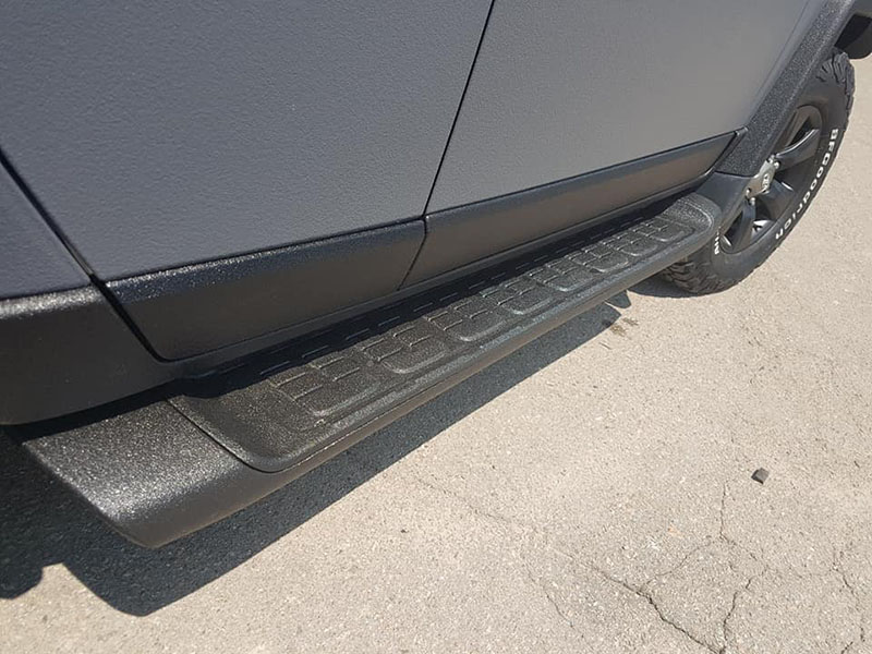 Лето – самое время задуматься о покраске автомобиля в Line-X