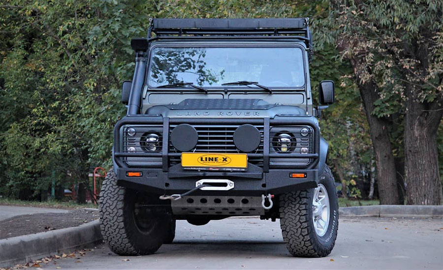 Защита кузова Land Rover Defender полимерным покрытием Line-X