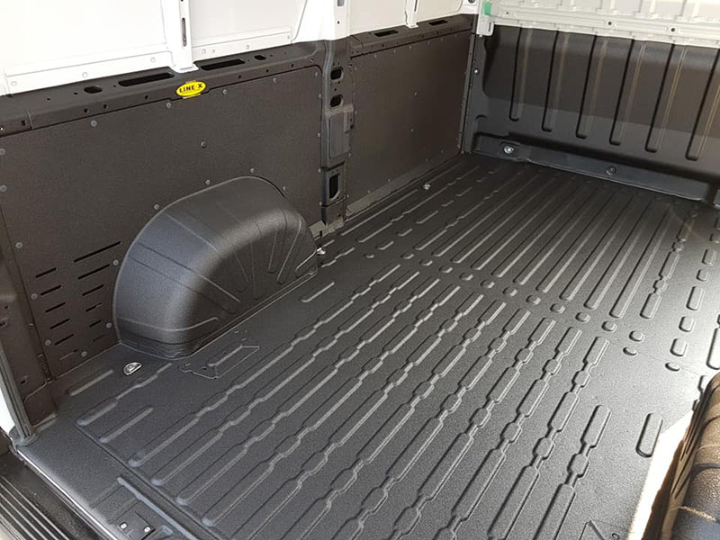 Как позаботиться о защите грузового отсека автомобиля?