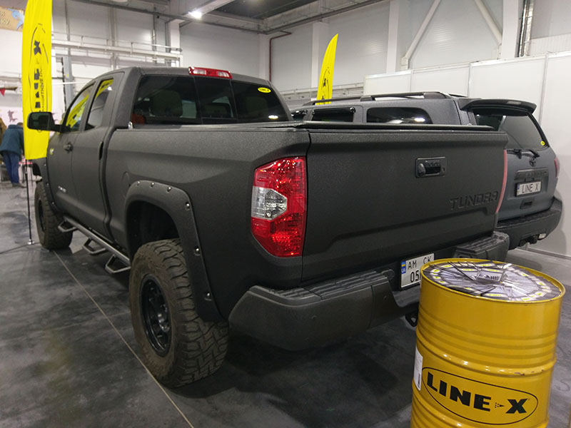 Защитное покрытие Line-X на выставке «Оружие и безопасность»