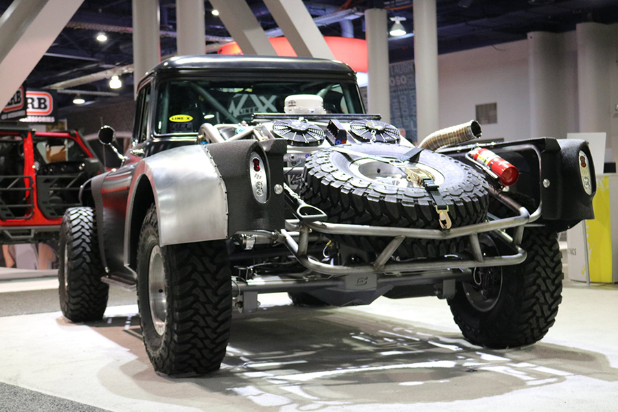 Chevy Cameo 1957 года: 700 лс и покрытие Line-X