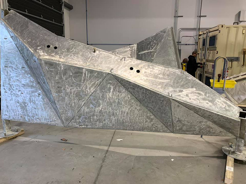 Line-X для защиты скалодрома