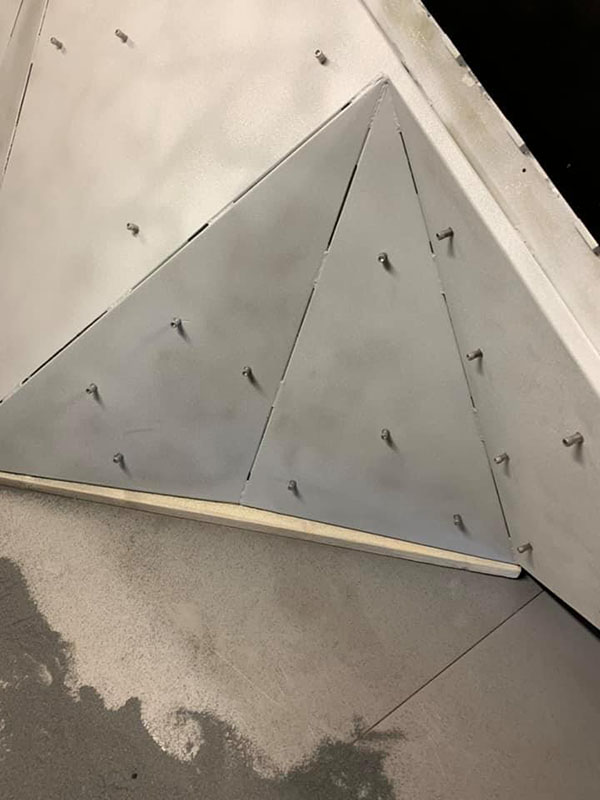 Line-X для защиты скалодрома