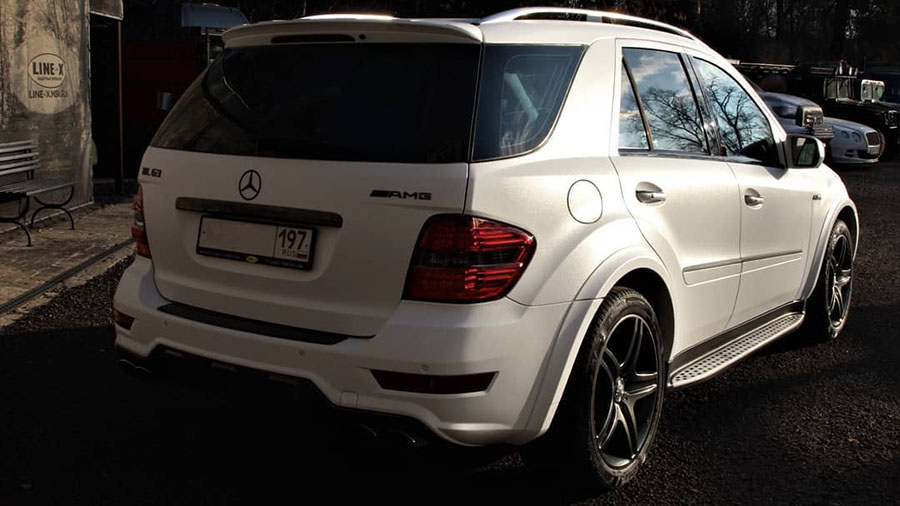 ML 63 AMG в ультратонкой броне Line-X Ultra