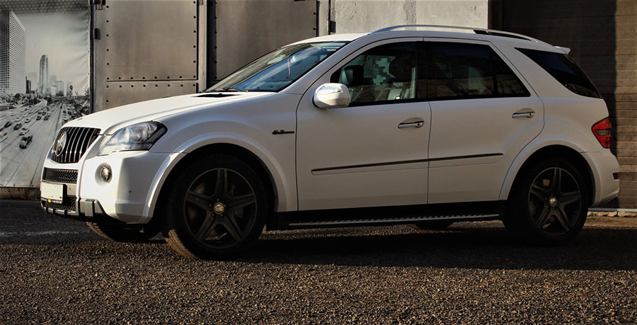 ML 63 AMG в ультратонкой броне Line-X Ultra