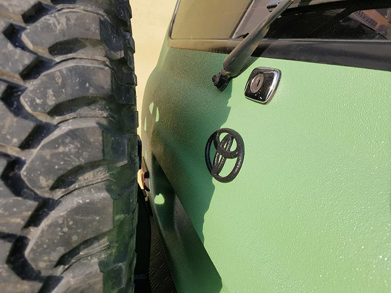 Восстанавливаем Toyota Land Cruiser в Line-X после Раптора