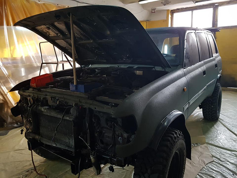 Восстанавливаем Toyota Land Cruiser в Line-X после Раптора