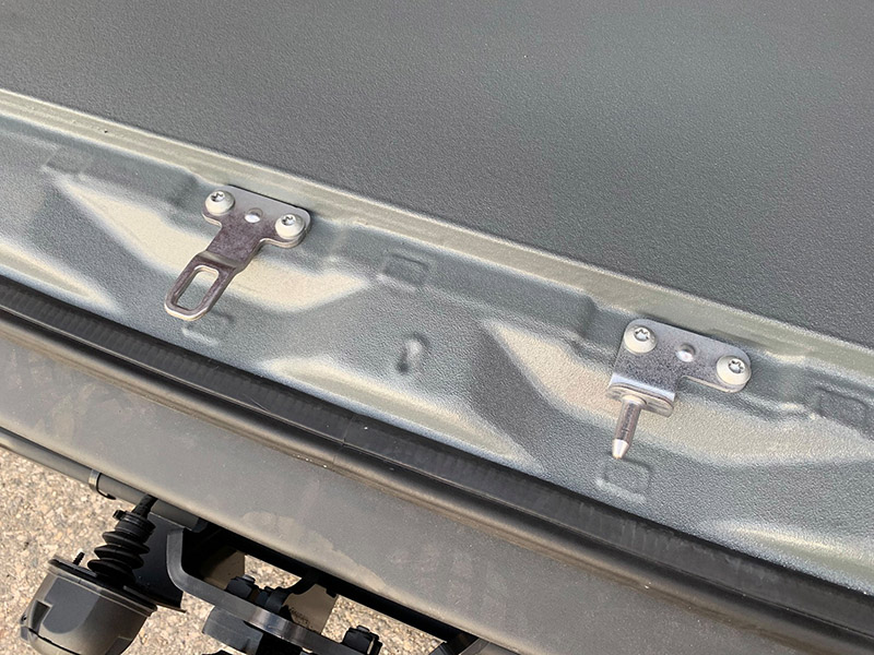 Защита пола фургона покрытием Line-X