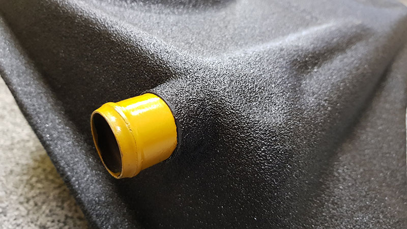 Ремонт топливного бака BMW E21 с помощью Line-X