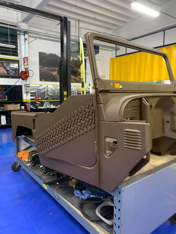 Реставрация кузова Jeep Wrangler с использованием защитного покрытия Line-X