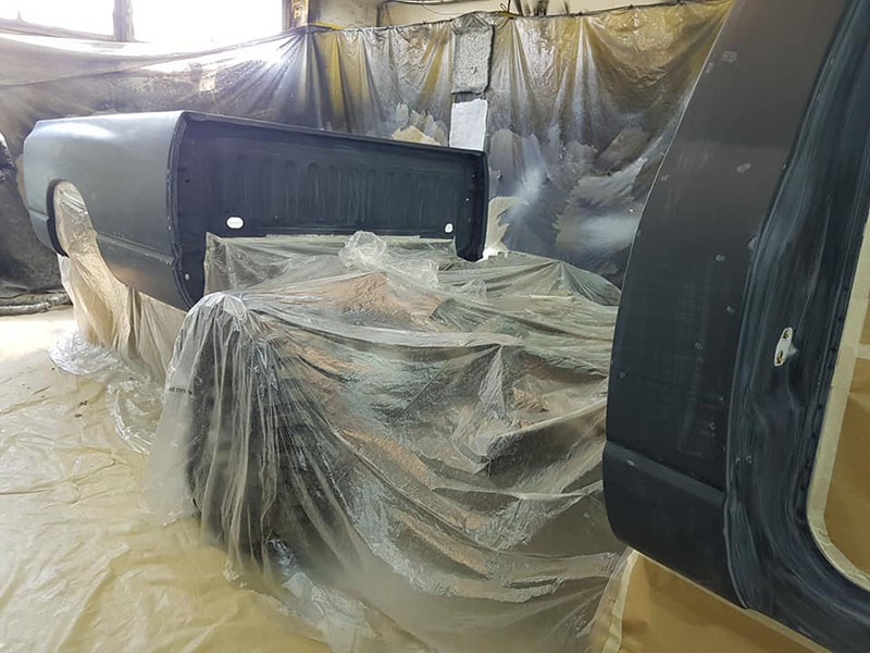 Dodge RAM 2500 переходит на темную сторону с защитным покрытием Line-X