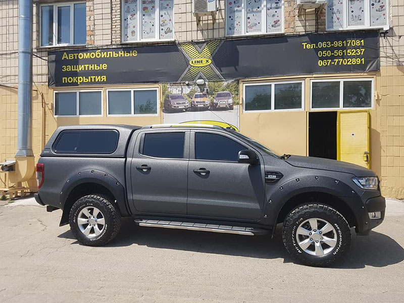 наша первая посткарантинная работа по покраске кузова нового Ford Ranger в Line-X.