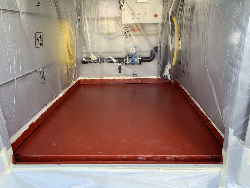 Защита железных полов контейнера покрытием Line-X