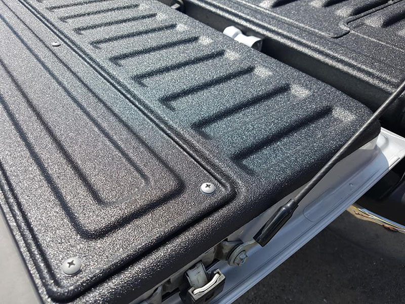 Превентивная защита кузова покрытием Line-X