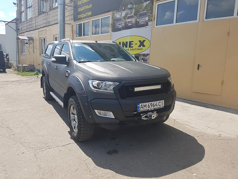 Близнецы братья в защитном полимерном покрытие Line-X