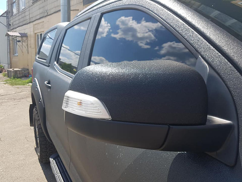 Близнецы братья в защитном полимерном покрытие Line-X