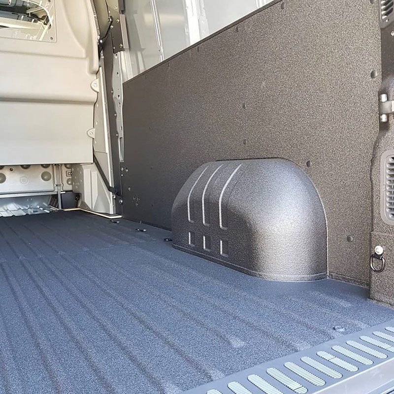 Защита фургона для перевозки древесины покрытием Line-X