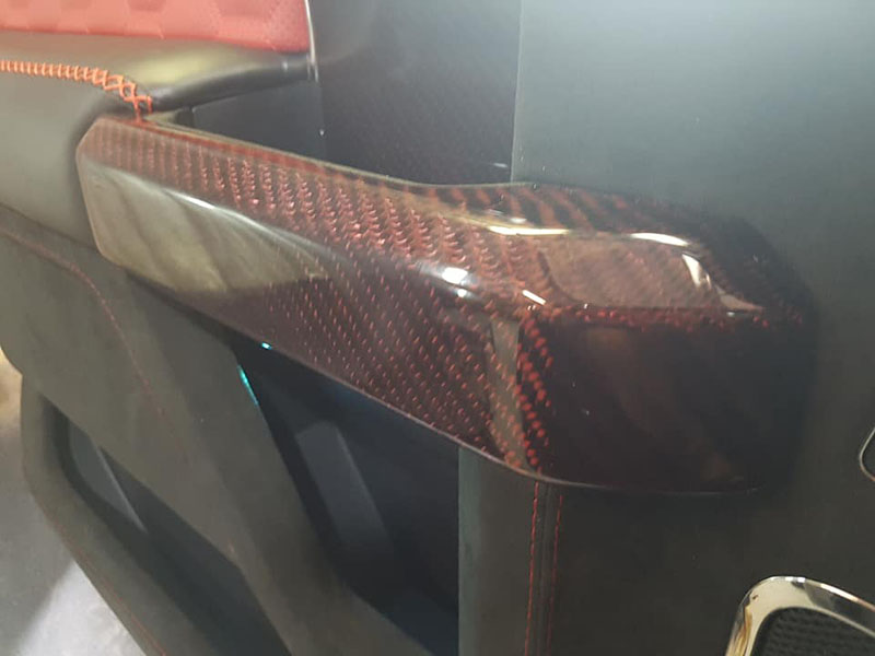 Мелкий ремонт защитного покрытия Line-X на мощном Ford Shelby