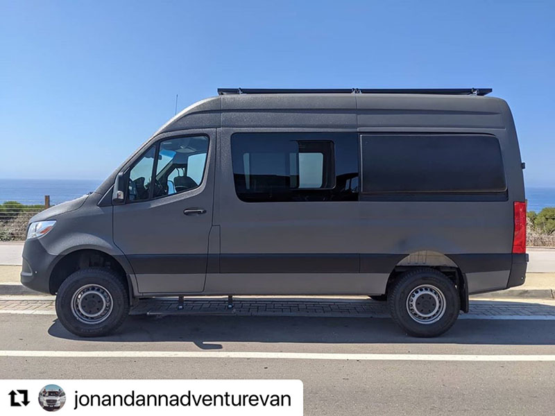 Защита кузова фургона от механических повреждений и коррозии покрытием Line-X