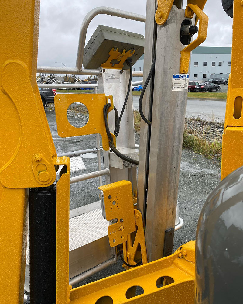 Автовышка с люлькой в Line-X