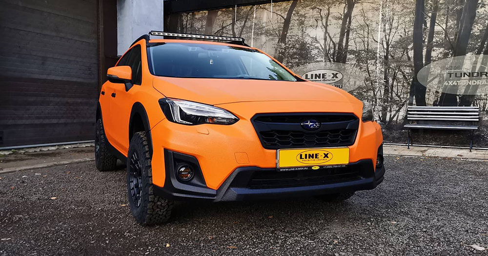 Осенний Subaru XV в защитном покрытие Line-X