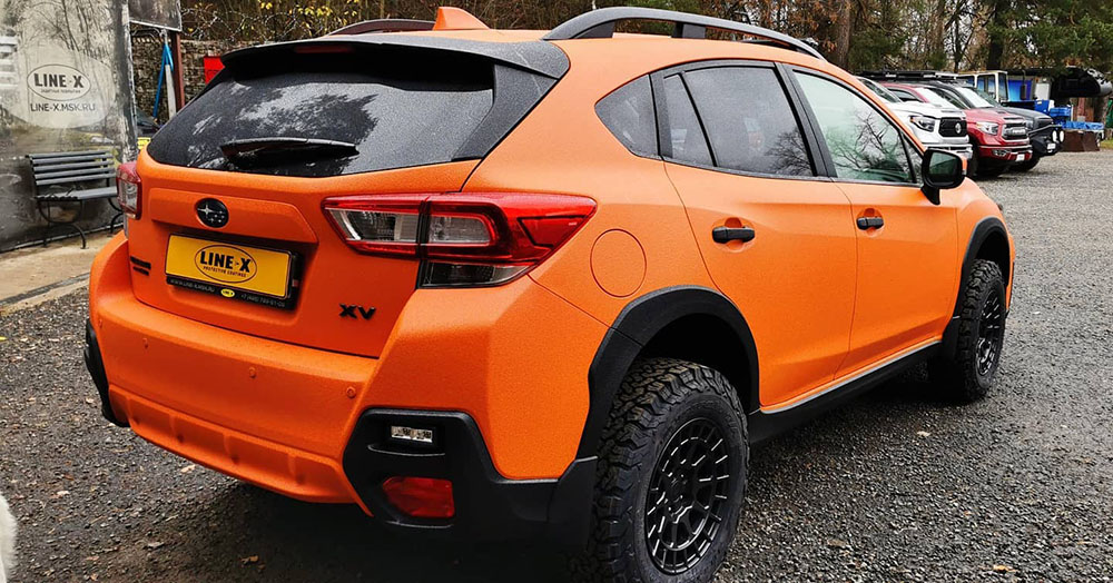 Осенний Subaru XV в защитном покрытие Line-X
