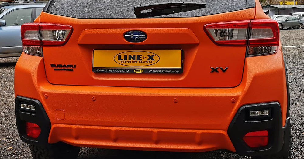 Осенний Subaru XV в защитном покрытие Line-X