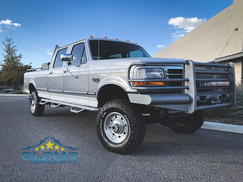 Олдскульный Ford F350 и современное защитное покрытие Line-X