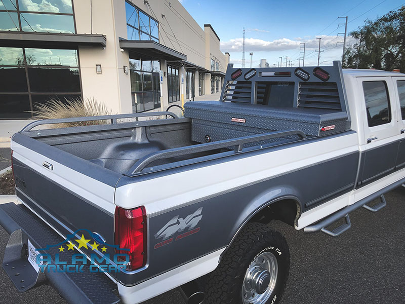 Олдскульный Ford F350 и современное защитное покрытие Line-X