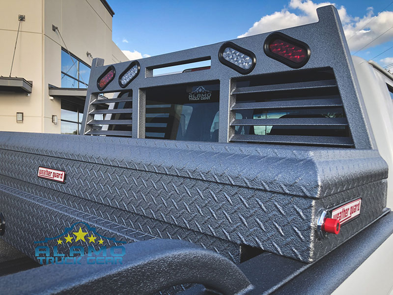 Олдскульный Ford F350 и современное защитное покрытие Line-X