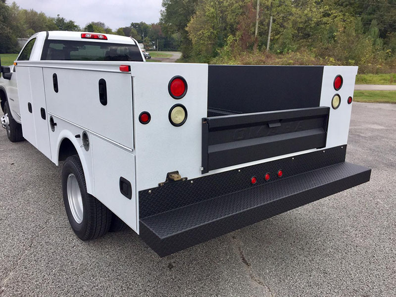 Ремонт сервисного кузова пи помощи Line-X после 10ти лет хранения на открытом воздухе