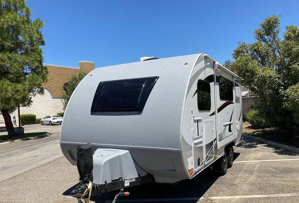 Ремонт трейлера при помощи защитного покрытия Line-X