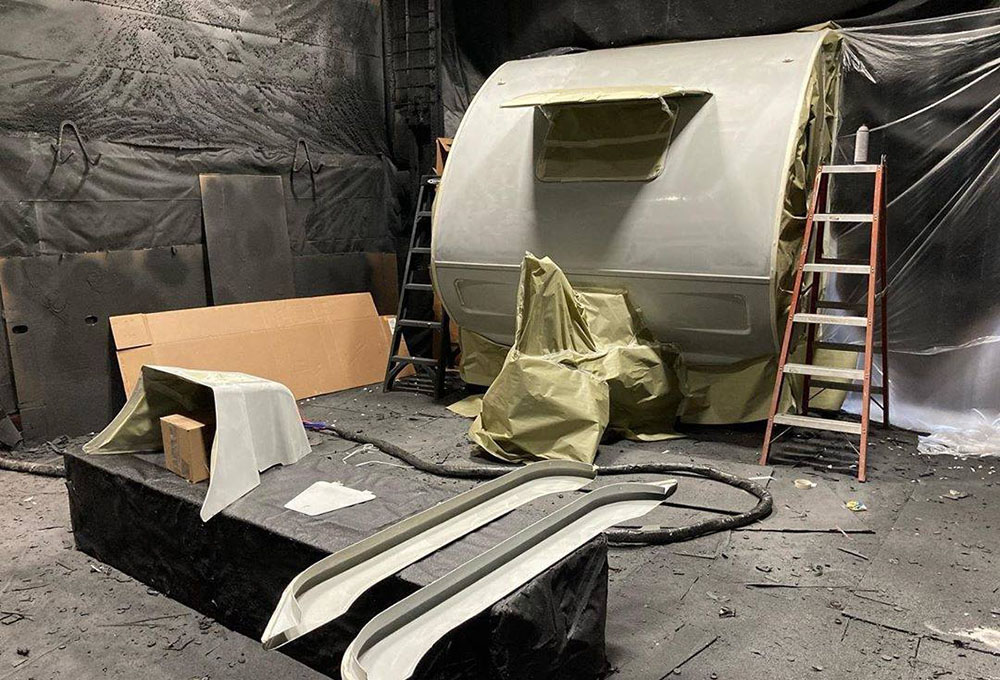 Ремонт трейлера при помощи защитного покрытия Line-X