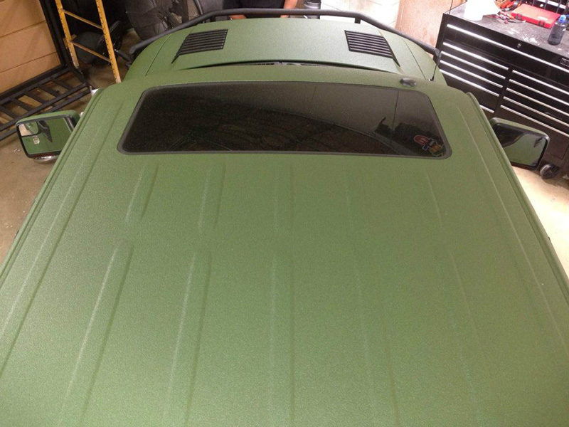 Line-X препятствует потускнению краски