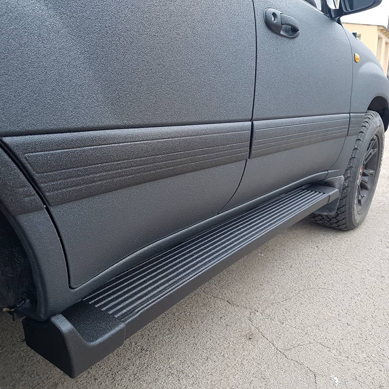 Toyota Land Cruiser 100 – актуальна как никогда, особенно в Line-X