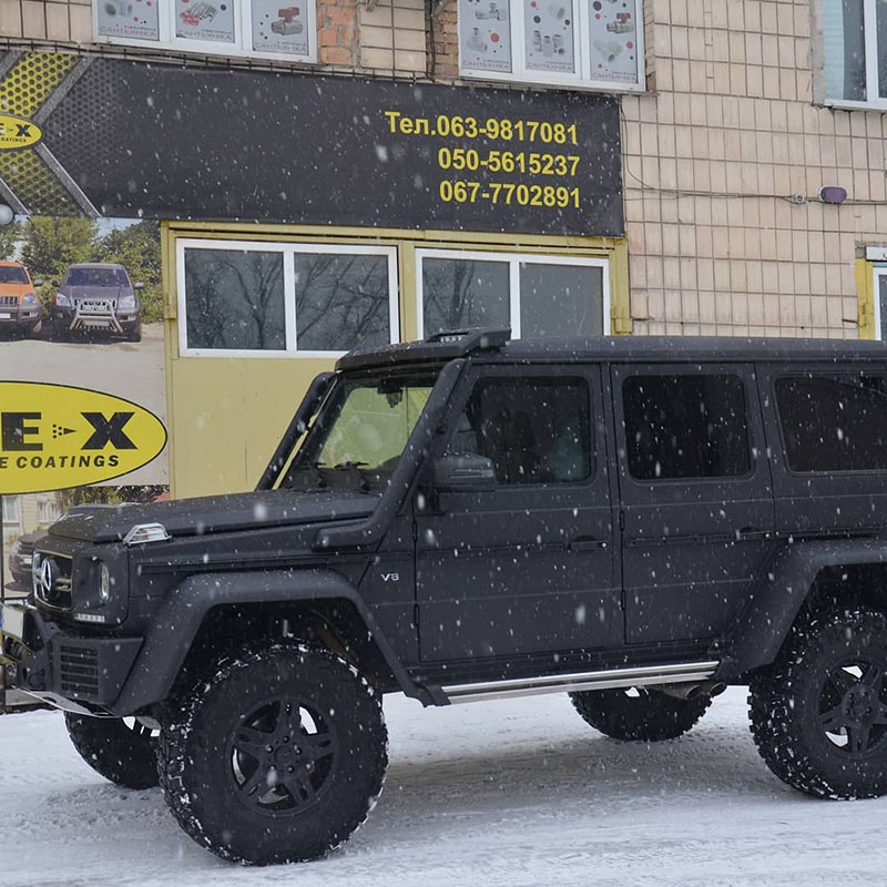 Защита кузова «Гелика» (Mersedes G-class) полимерным покрытием Line-X