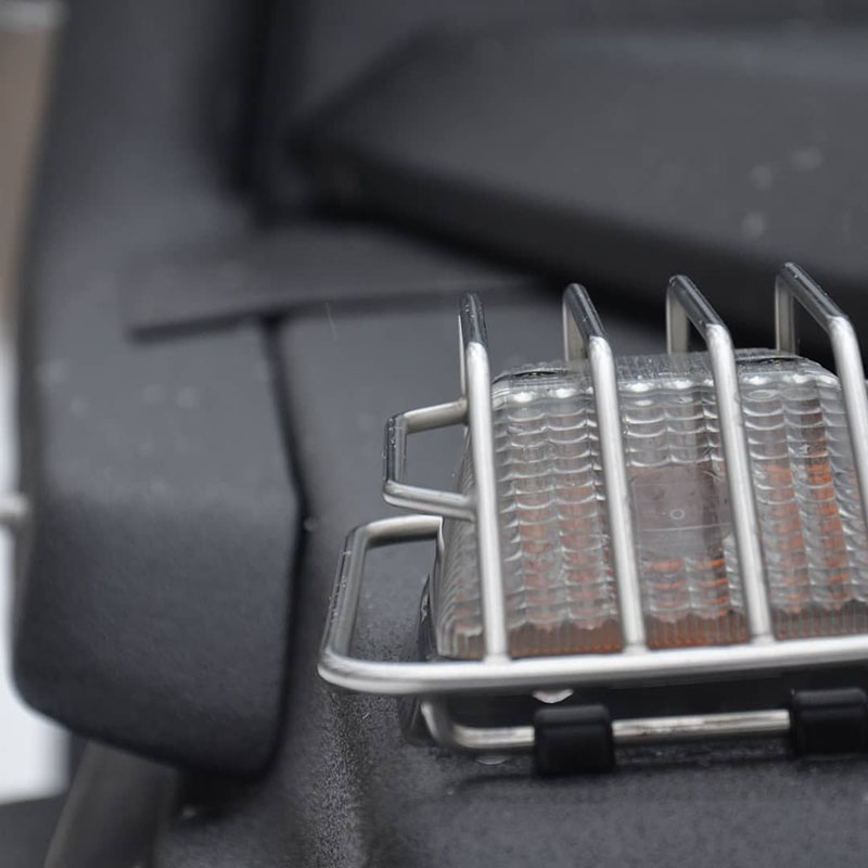 Защита кузова «Гелика» (Mersedes G-class) полимерным покрытием Line-X