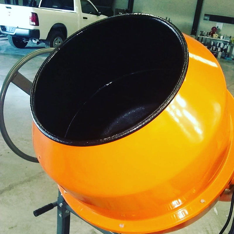 Line-X — это универсальное защитное покрытие, которое можно использовать в промышленности, сельском хозяйстве, складской индустрии, строительстве, рекламной деятельности, авиации и даже в спорте.