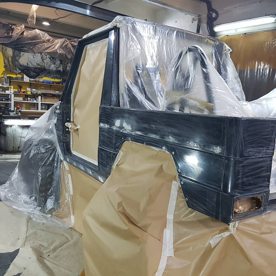 Подготовка внедорожника Mercedes-Benz G к офф-роуд соревнованиям, окраска в Line-X