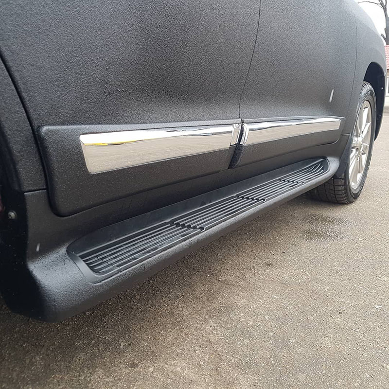 Покраска Lexus LX570 защитным покрытием Line-X