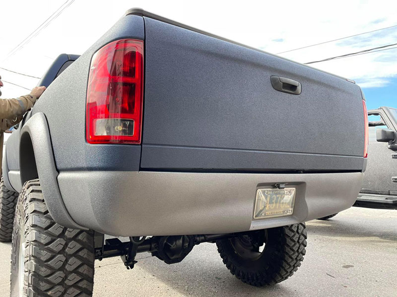 Line-X – еще больше брутальности автомобилю