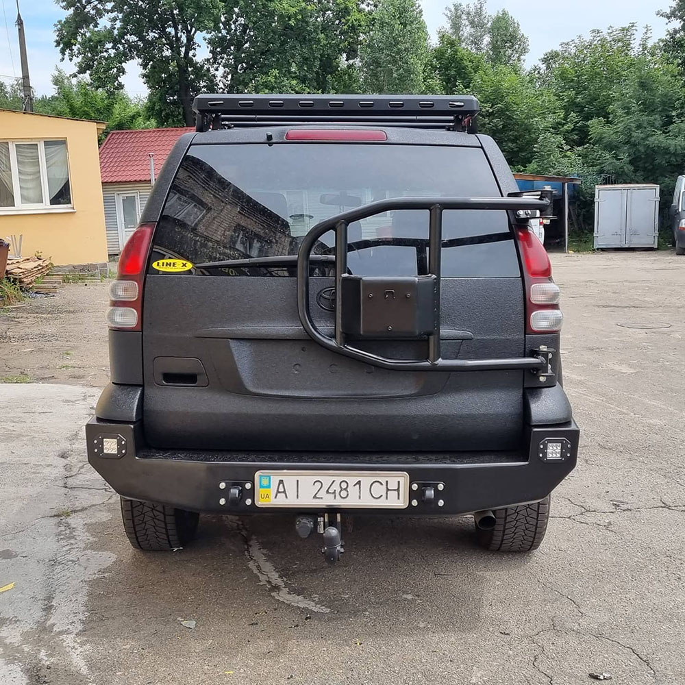 Подготовка Toyota Prado 120 к охоте, покраска Line-X